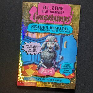 R.L. Stine Goosebumps #15 Please Don’t Feed The Vampire Childrens Book